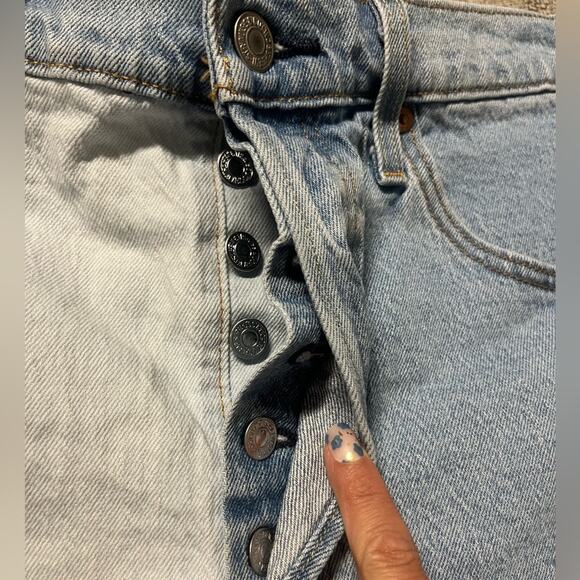 Levis 501 Original Two Toned Denim Hidden Button Front Stretch Jean Shorts 32 - Picture 4 of 10